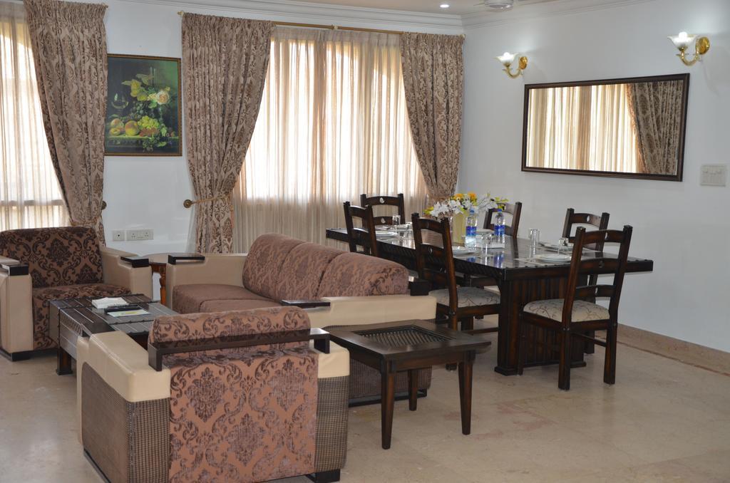 Ibc Hotels & Resorts Pvt. Ltd. Bangalore Luaran gambar